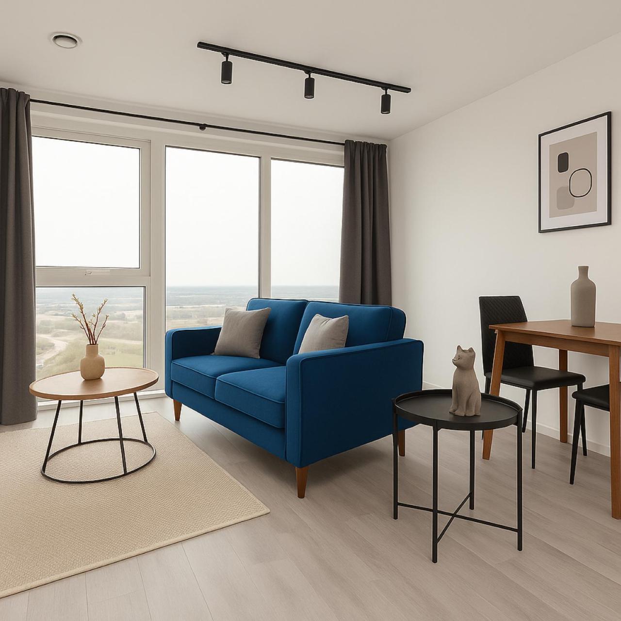 Luxury High-rise With Stunning Views In Acton *
